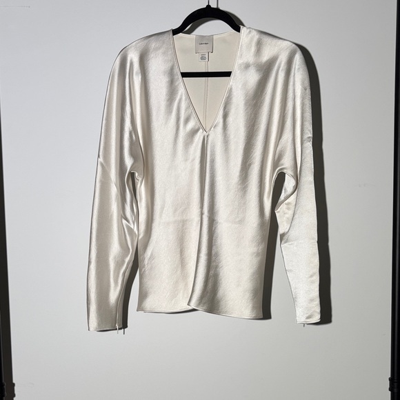 Calvin Klein Ivory Satin V-Neck Blouse - Picture 1 of 2